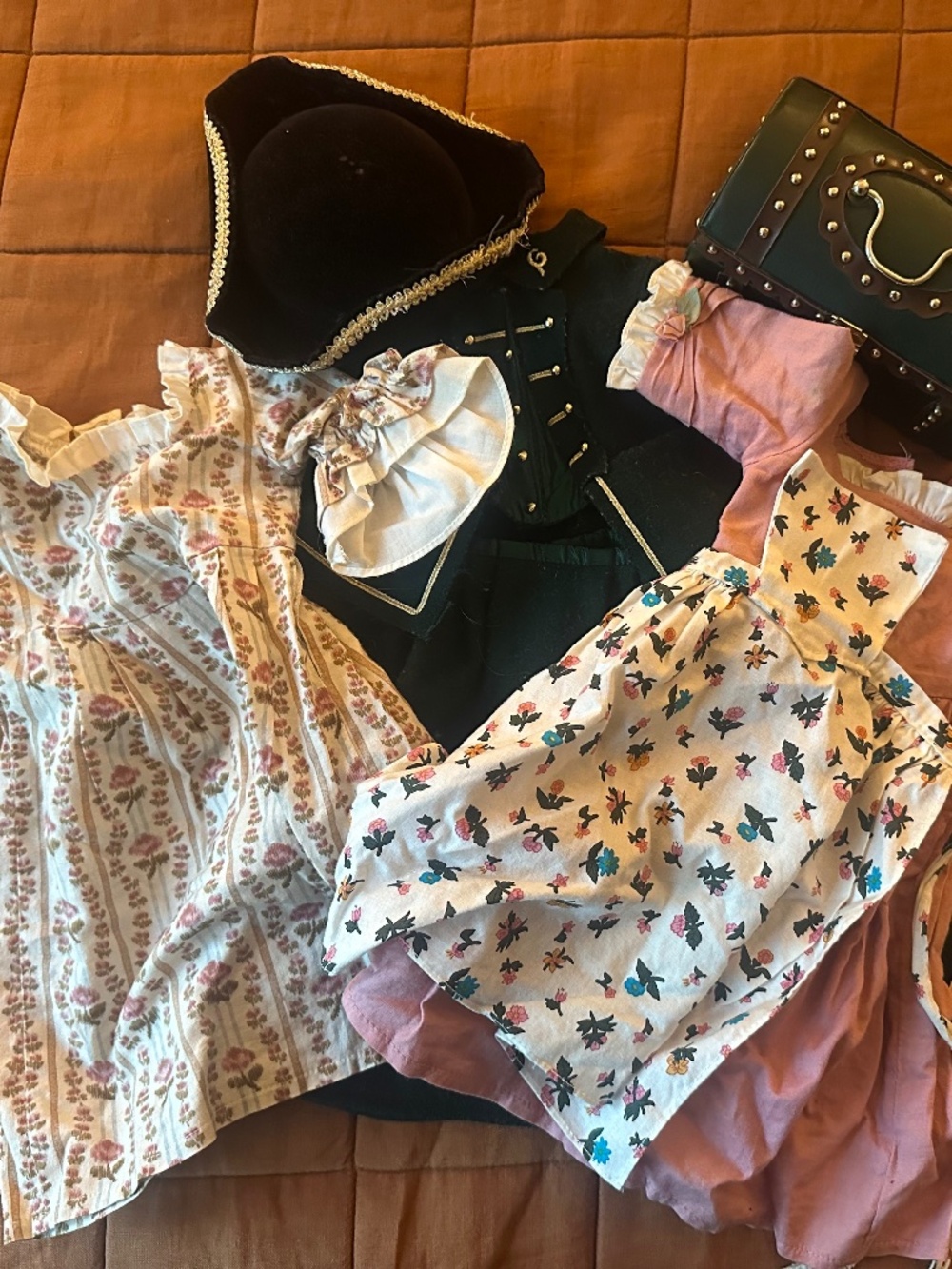 Lot of genuine vintage Felicity American Girl Doll/Pleasant Company dresses